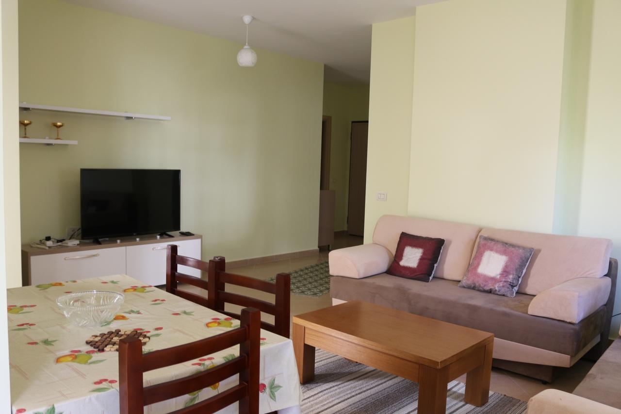 Cozy Sea View Apartment K4 Sarande Bagian luar foto