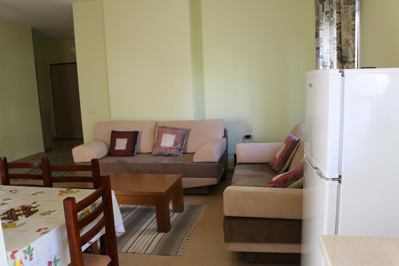 Cozy Sea View Apartment K4 Sarande Bagian luar foto