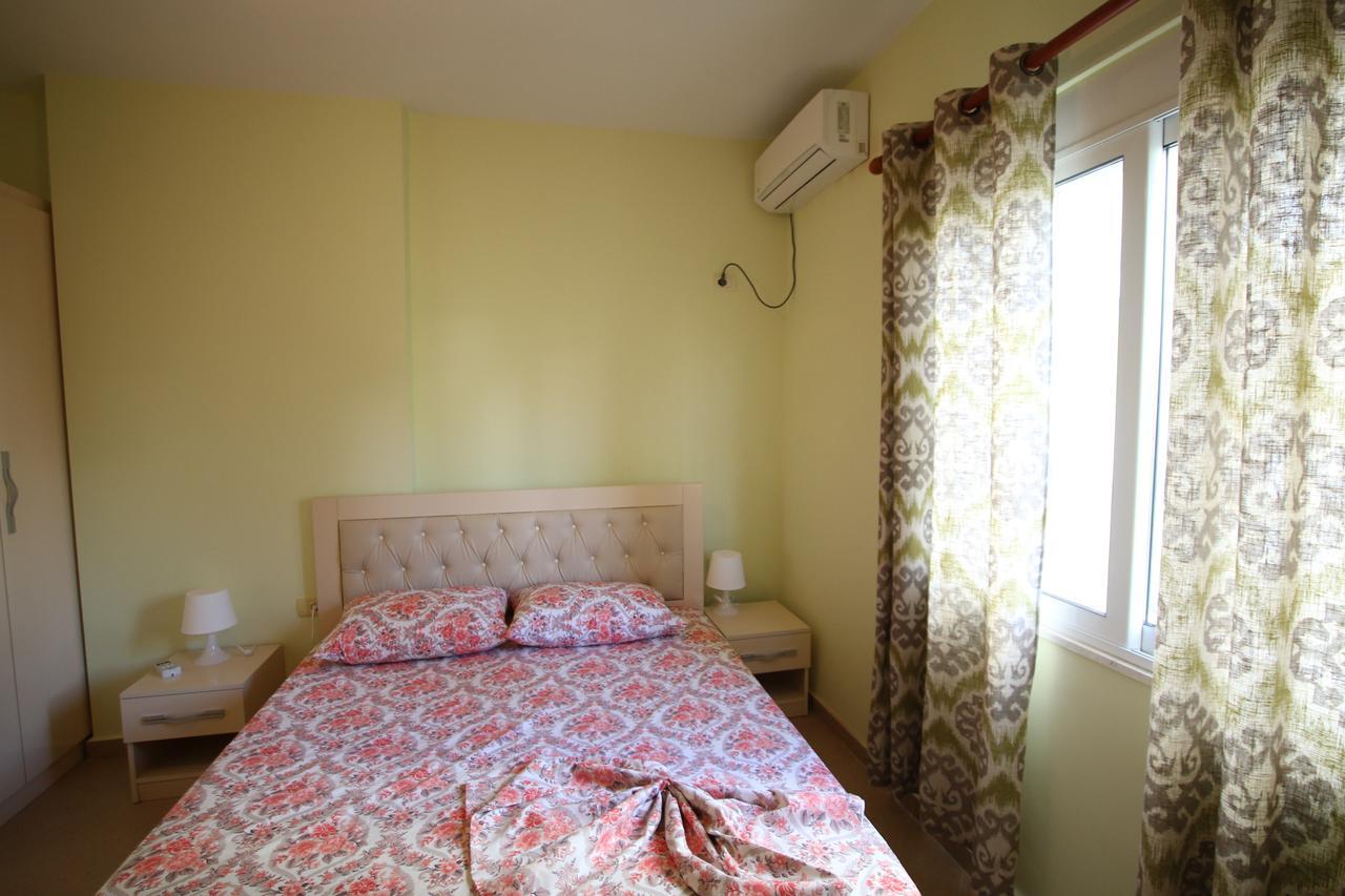 Cozy Sea View Apartment K4 Sarande Bagian luar foto