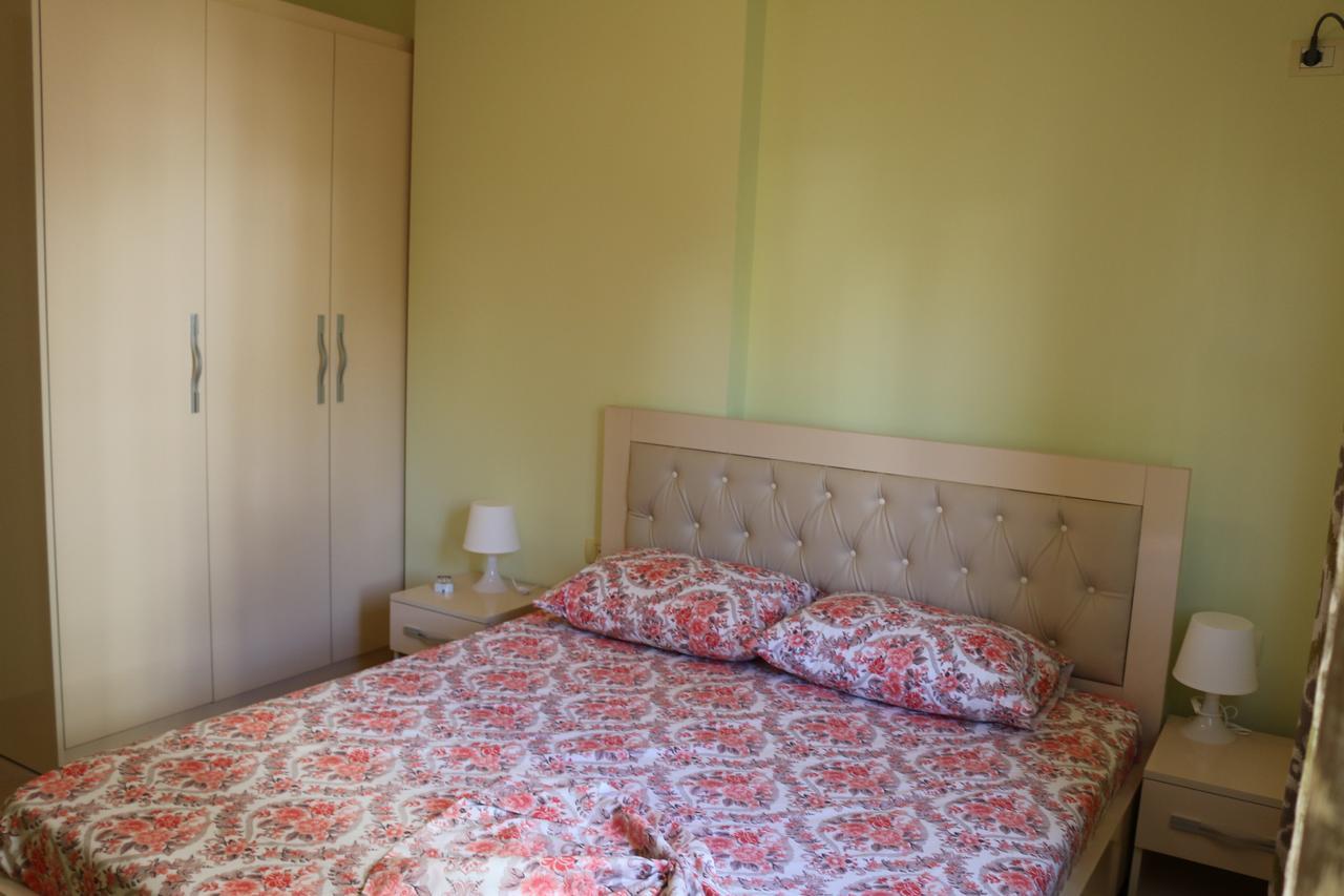 Cozy Sea View Apartment K4 Sarande Bagian luar foto