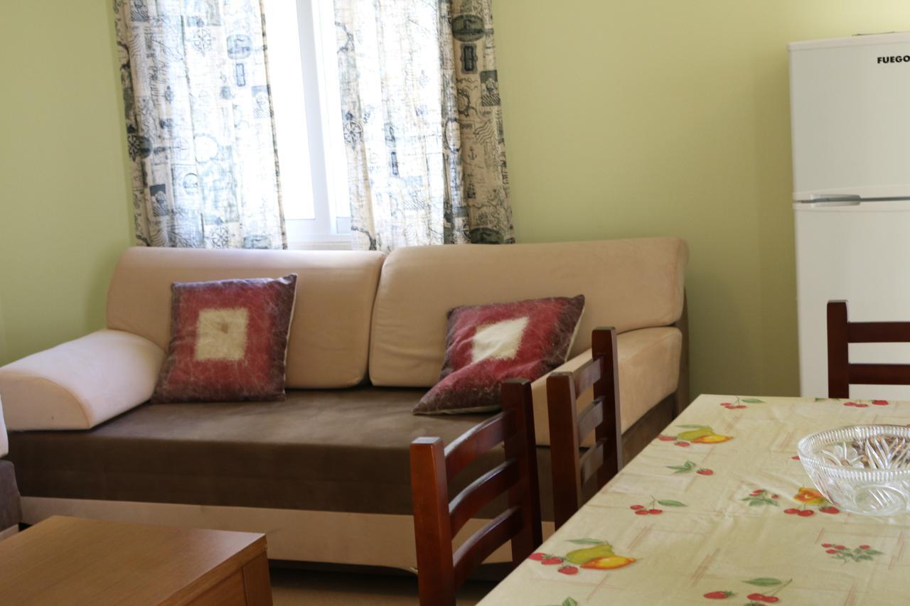 Cozy Sea View Apartment K4 Sarande Bagian luar foto
